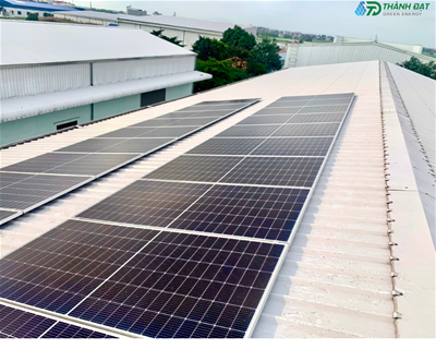 Bàn giao hệ thống điện mặt trời Hybrid 15,5KW cho khách hàng Đồng Cẩm - Kim Thành - Hải Dương