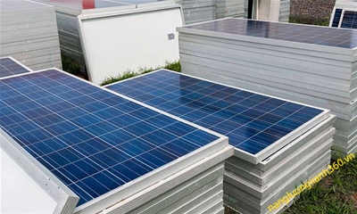 Tấm pin năng lượng mặt trời 2019 hiện nay có giá bao nhiêu?